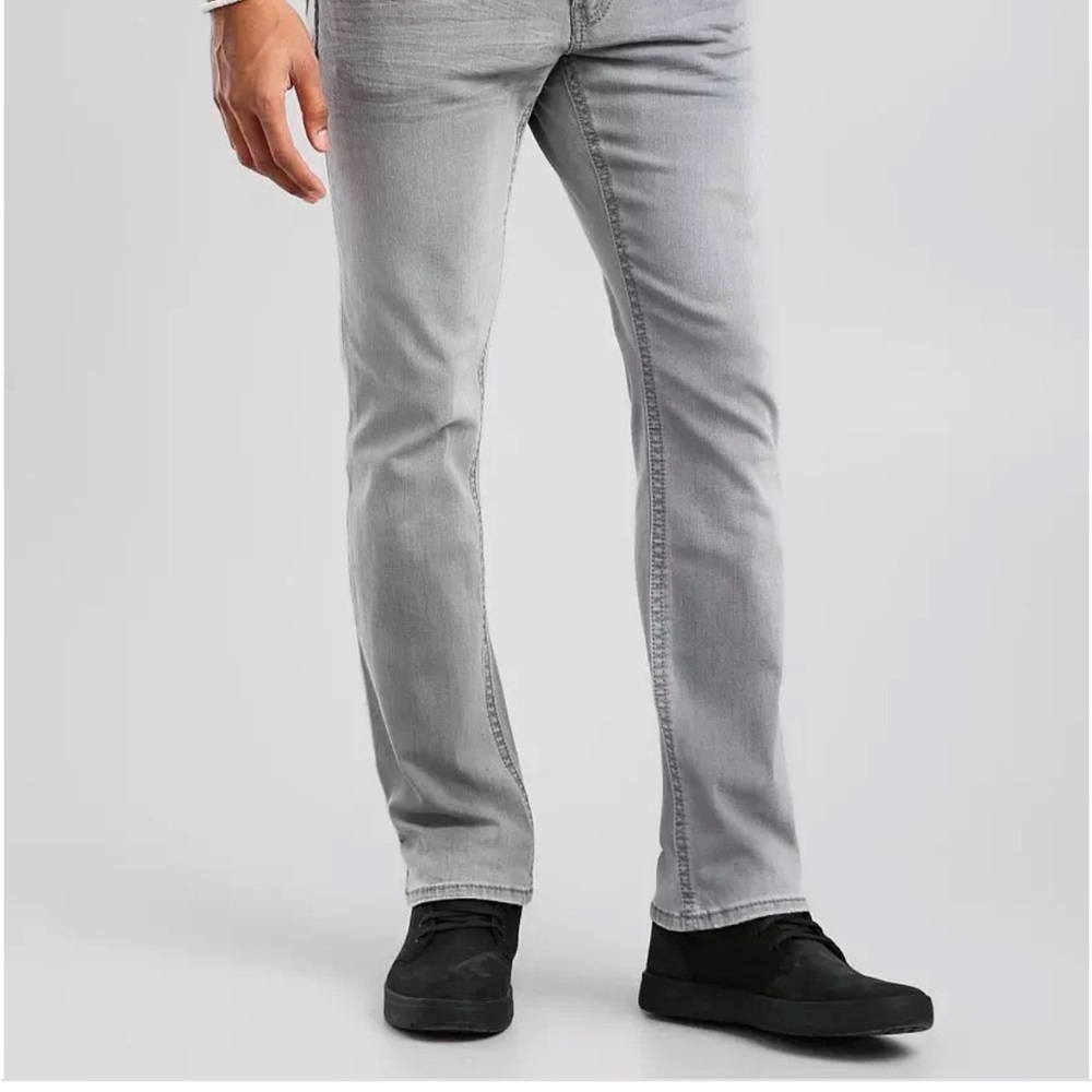 Buckle Men's Light Gray Straight Jeans